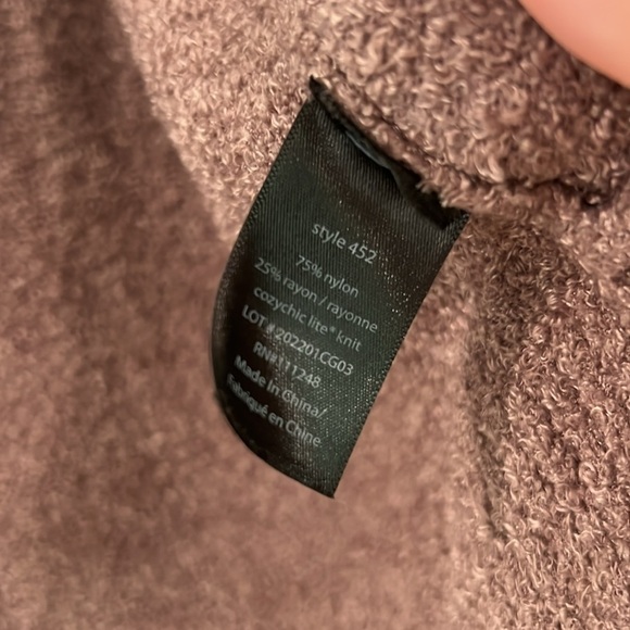 Barefoot Dreams CozyChic lite circle cardigan - Picture 5 of 5